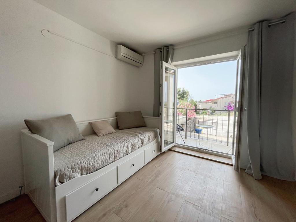 Caramel Comforts With Sea View In Stinjan Only 300 Meters From The Beach Pula Eksteriør billede