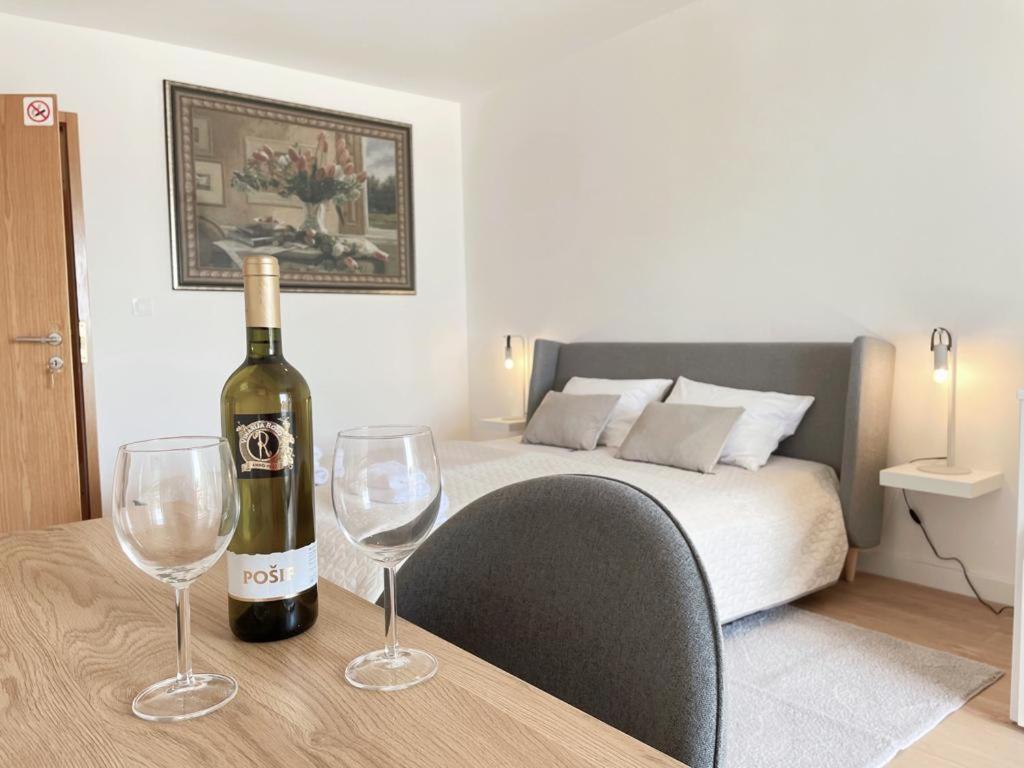Caramel Comforts With Sea View In Stinjan Only 300 Meters From The Beach Pula Eksteriør billede