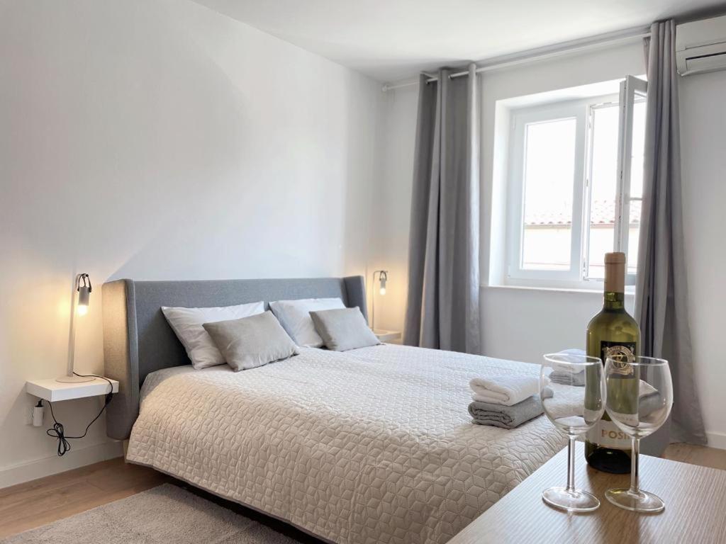 Caramel Comforts With Sea View In Stinjan Only 300 Meters From The Beach Pula Eksteriør billede