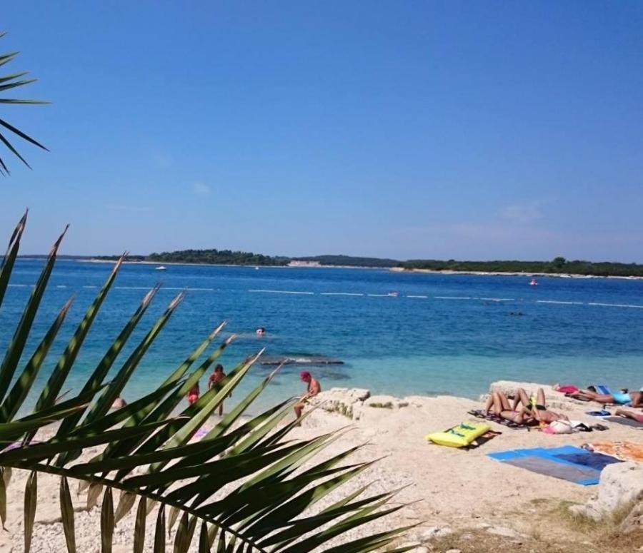 Caramel Comforts With Sea View In Stinjan Only 300 Meters From The Beach Pula Eksteriør billede